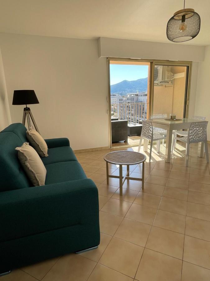 Cosy Proche Du Centre Ajaccio (Corsica)